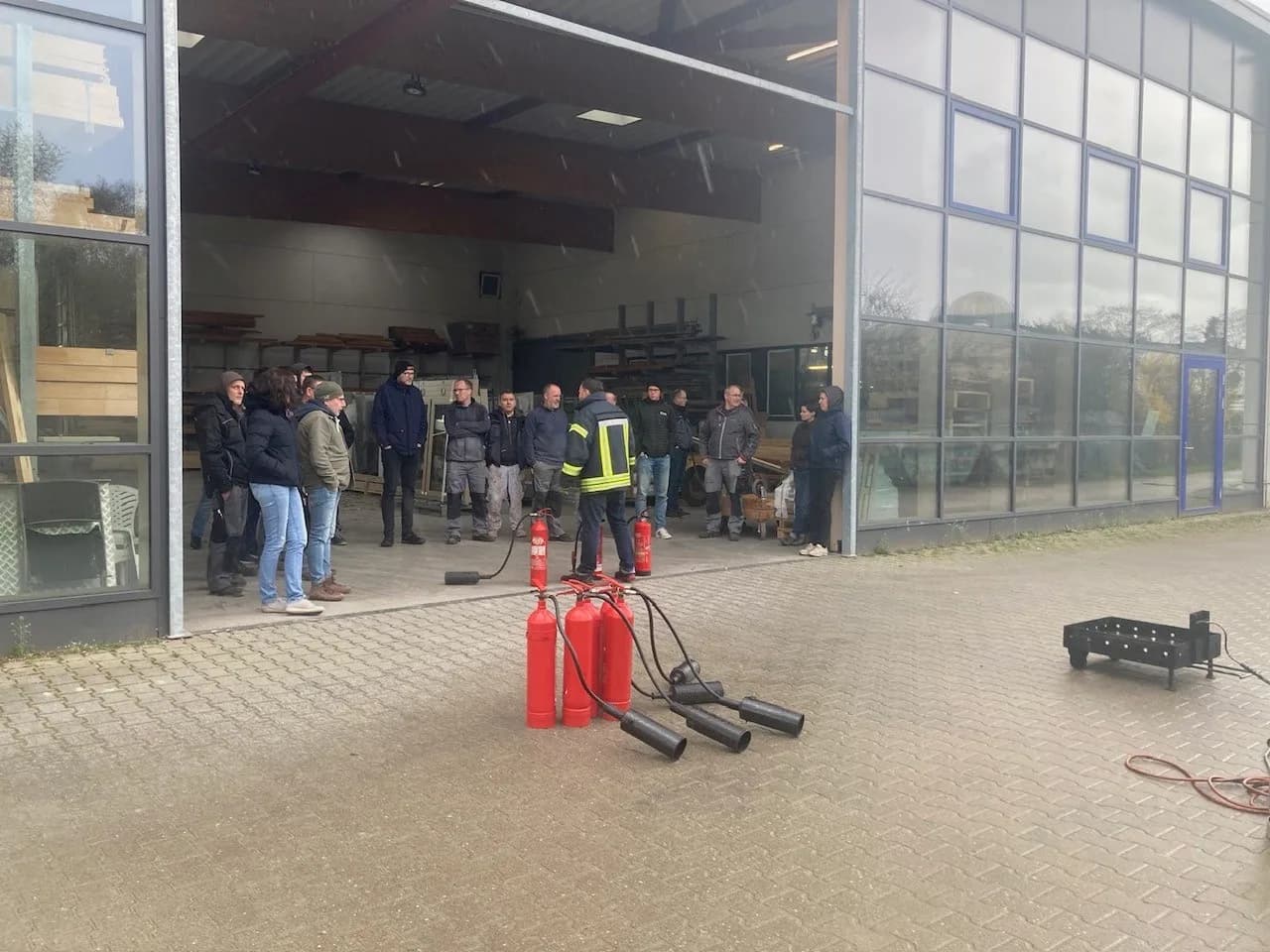 Brandschutz – Wir lassen uns schulen, Bild 1