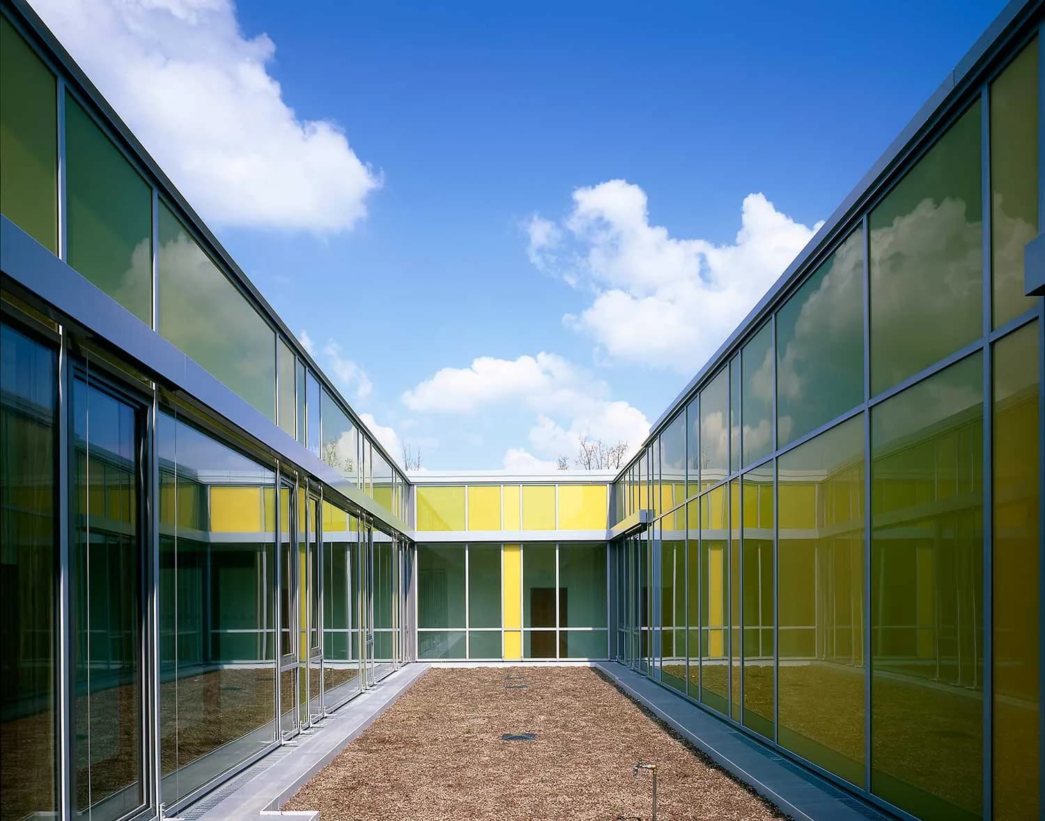 Otto-Hahn-Schule, Frankfurt am Main, Bild 1