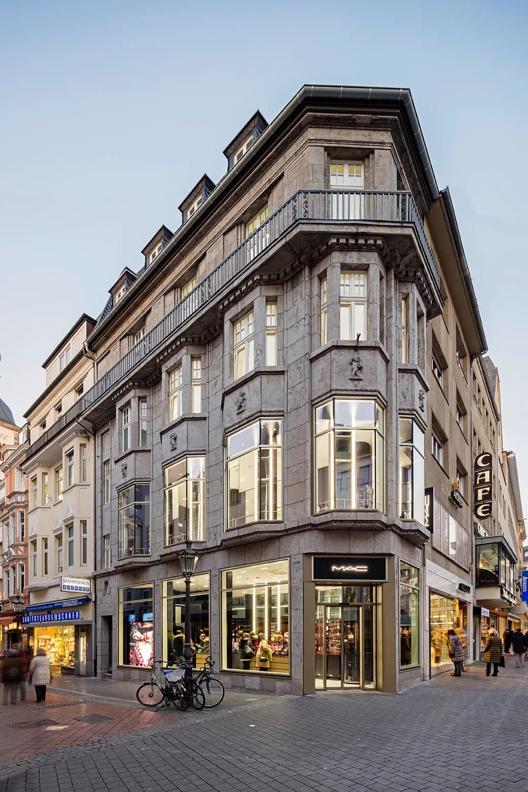 Traditionsgeschäft am Markt, Bonn, Bild 1